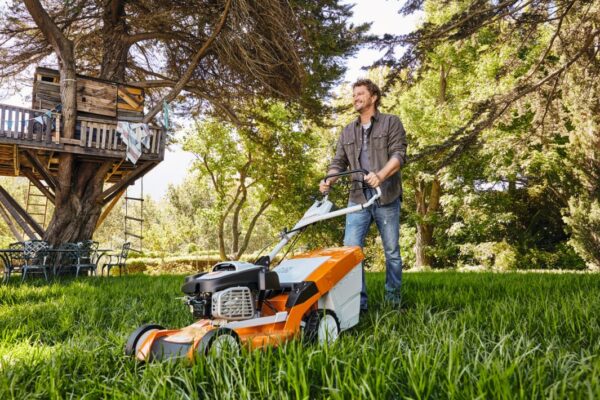 STIHL KOSIARKA SPALNOWA RM 655.0 V z napędem, funkcja 3w1 - obrazek 3