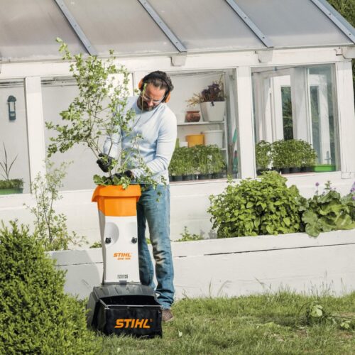 STIHL GHE 105 – rozdrabniacz elektryczny do gałęzi i odpadów ogrodowych do 35 mm